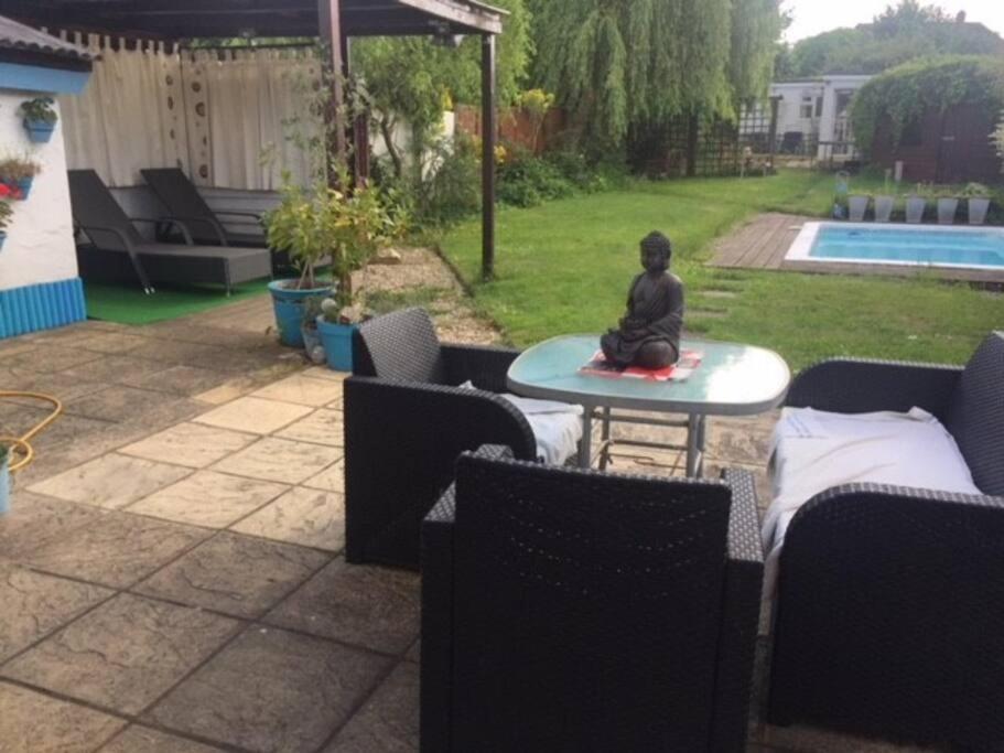 Modern Bungalow With Private Swimming Pool Maidenhead Kültér fotó